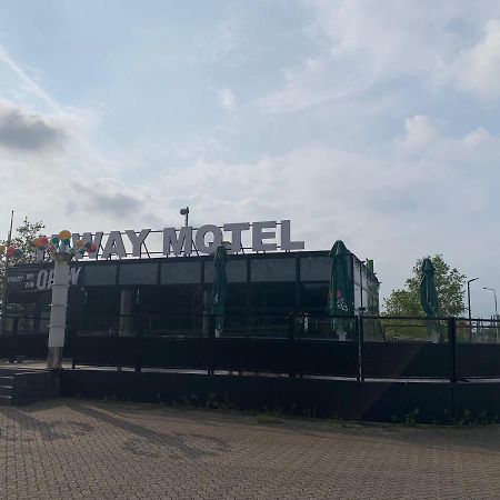 Hiway Motel Siebengewald Екстер'єр фото